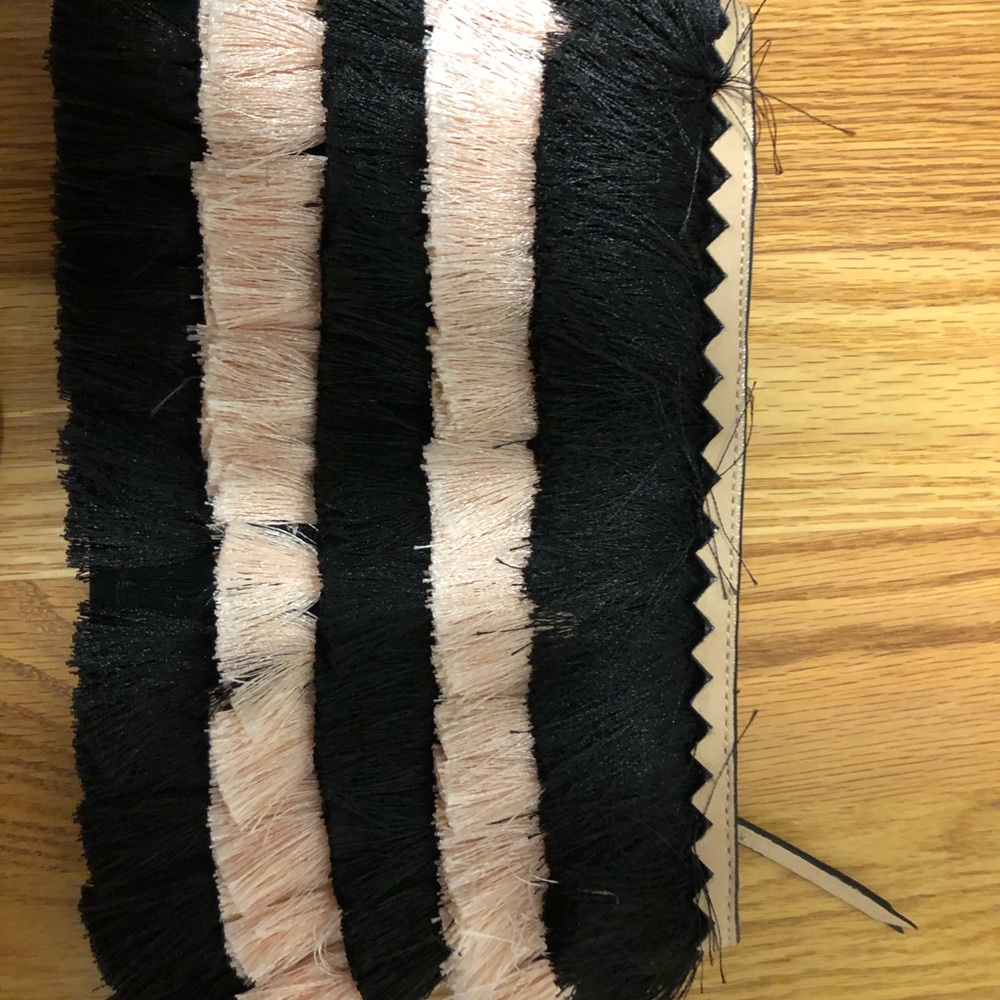 Stella & dot clutch